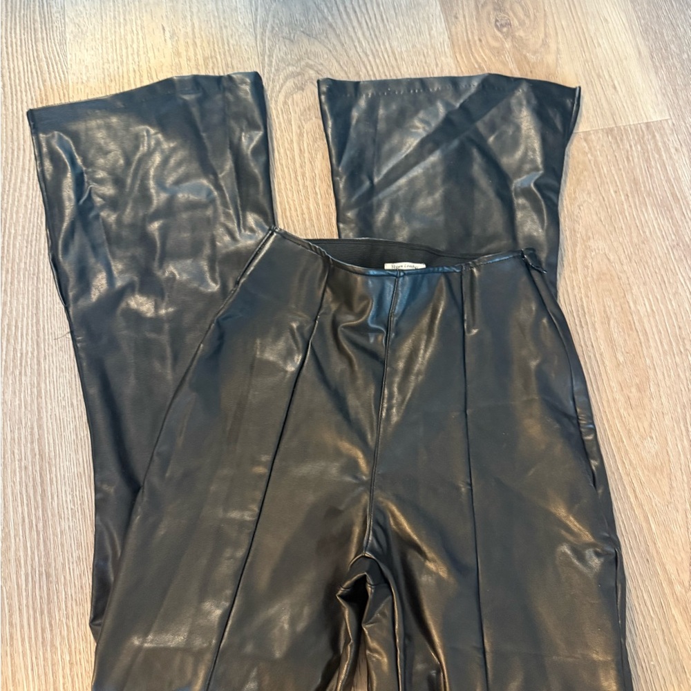 Abercrombie & Fitch Vegan Leather Pants in Black
